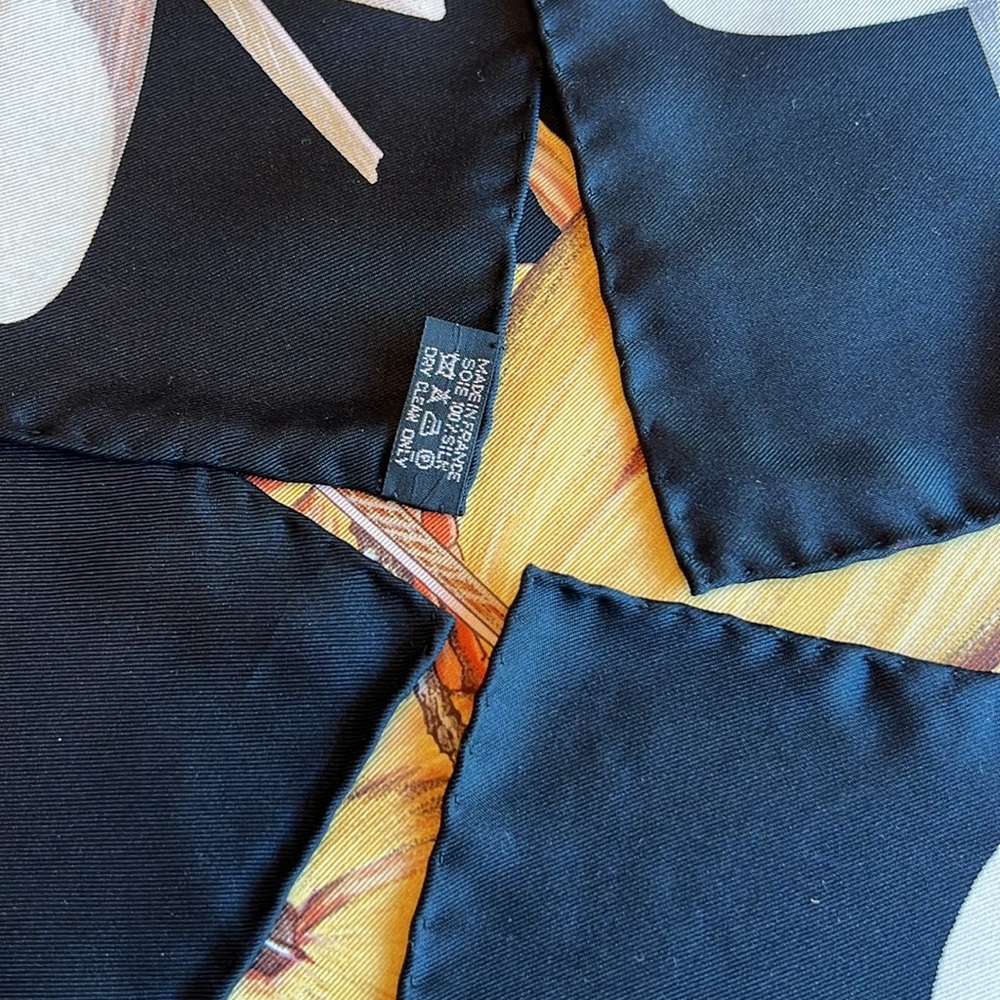 HERMES Hermes Paris Silk Scarf Jardin Creole 1994 Valerie Dawlat-Dumoulin w/Box - Picture 9 of 14